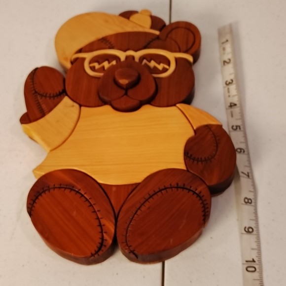HANDMADE WOODEN COOL BEAR WALL HANGING KIDS ROOM Decoration Sign - Picture 4 of 4